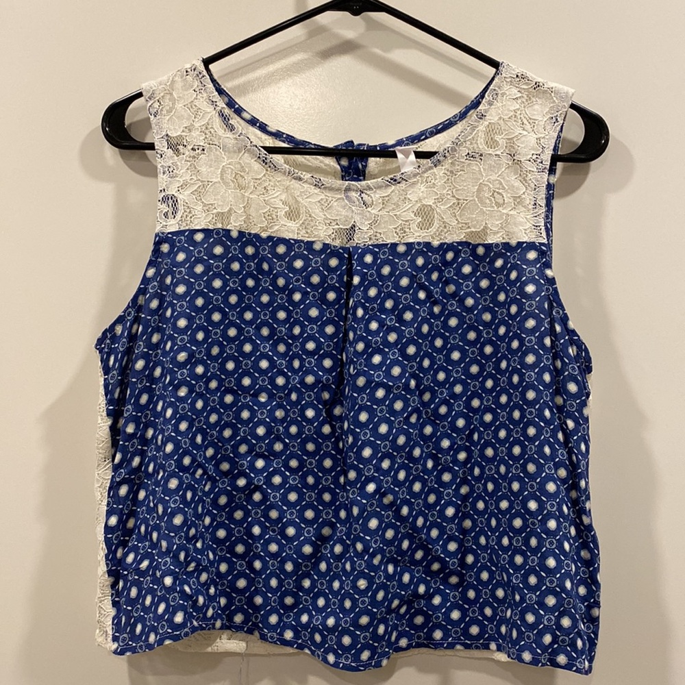 Vintage Y2k Xhilaration cropped sleeveless blouse top retro lace crochet large